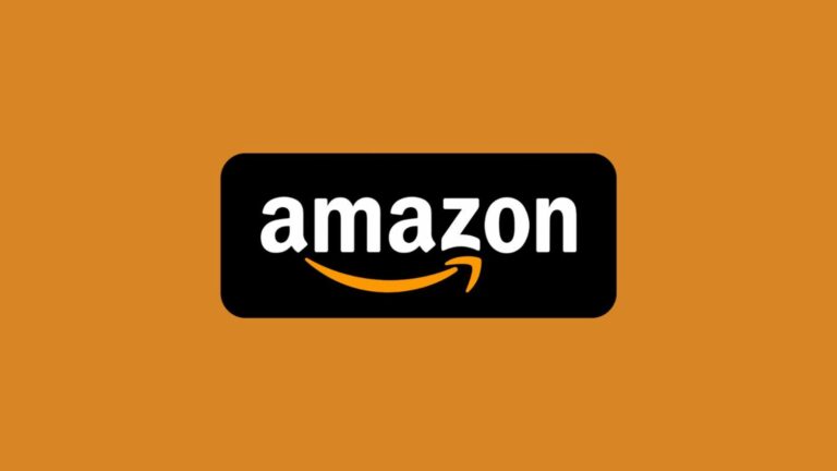 Immagine del logo Amazon su sfondo arancione.