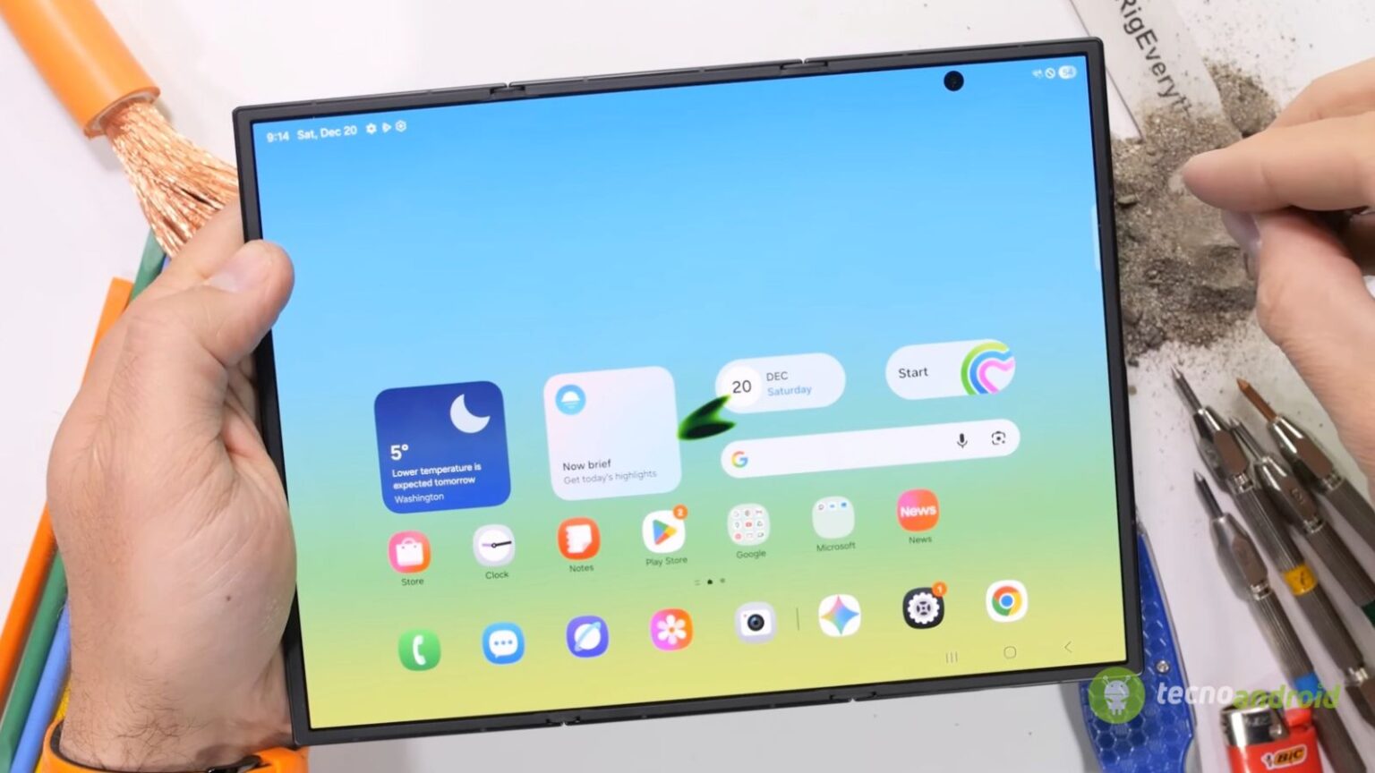 Samsung Galaxy Z Trifold messo alla prova con i test di resistenza: i risultati