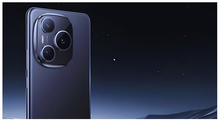 Alt text: Smartphone moderno con fotocamera tripla ad alta risoluzione, design elegante e tecnologia all'avanguardia, ideale per foto di qualità e utilizzo quotidiano.