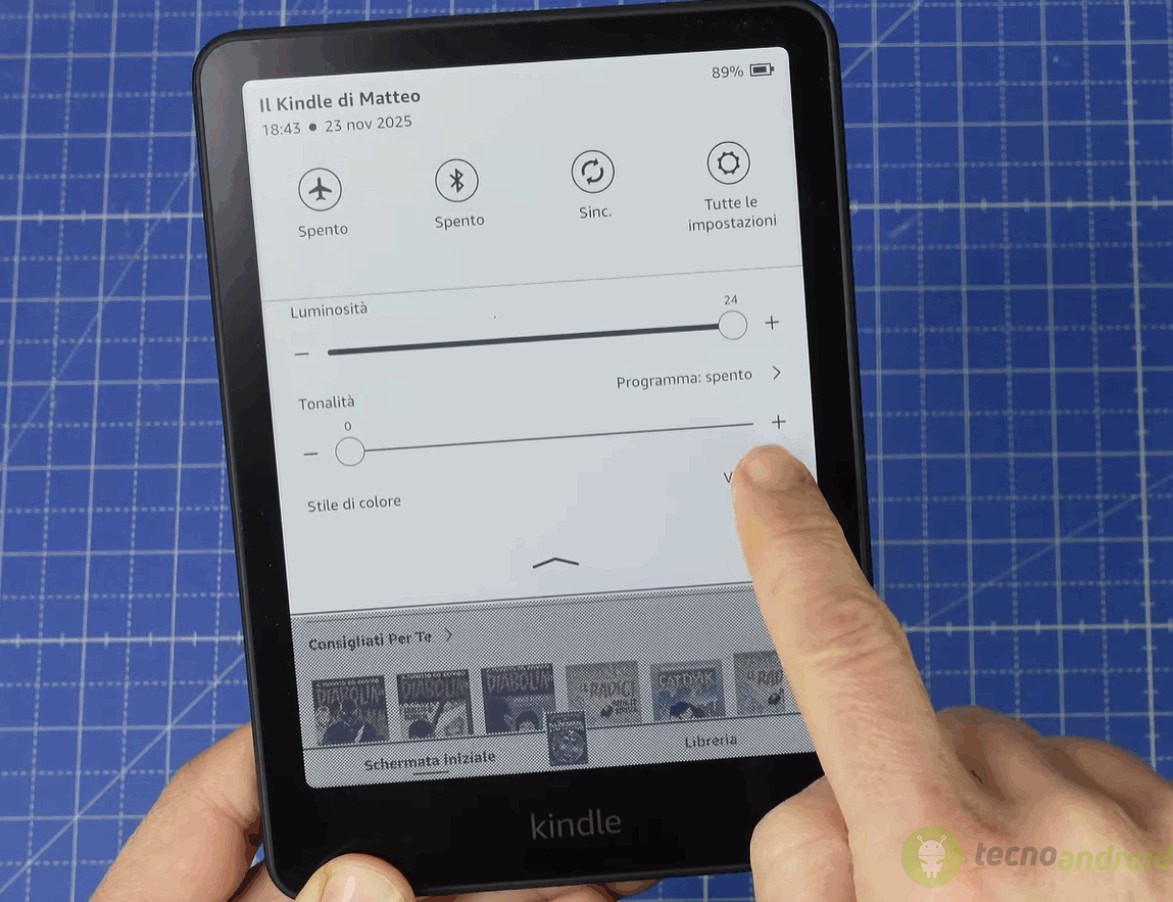 Amazon Kindle Colorsoft () Amazon Kindle Colorsoft ()