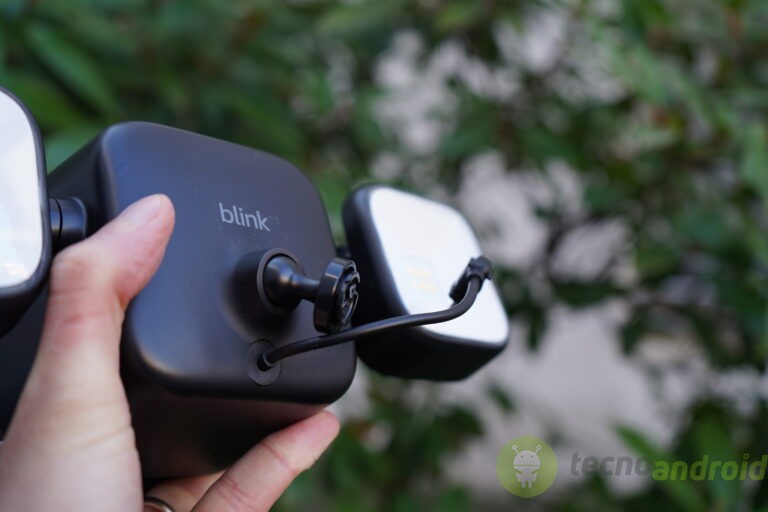 blink - immagine 16 Dispositivo Blink per sicurezza e automazione domestica, facile da installare, con connettività intelligente e video sorveglianza. Perfetto per monitorare la casa con tecnologia avanzata.