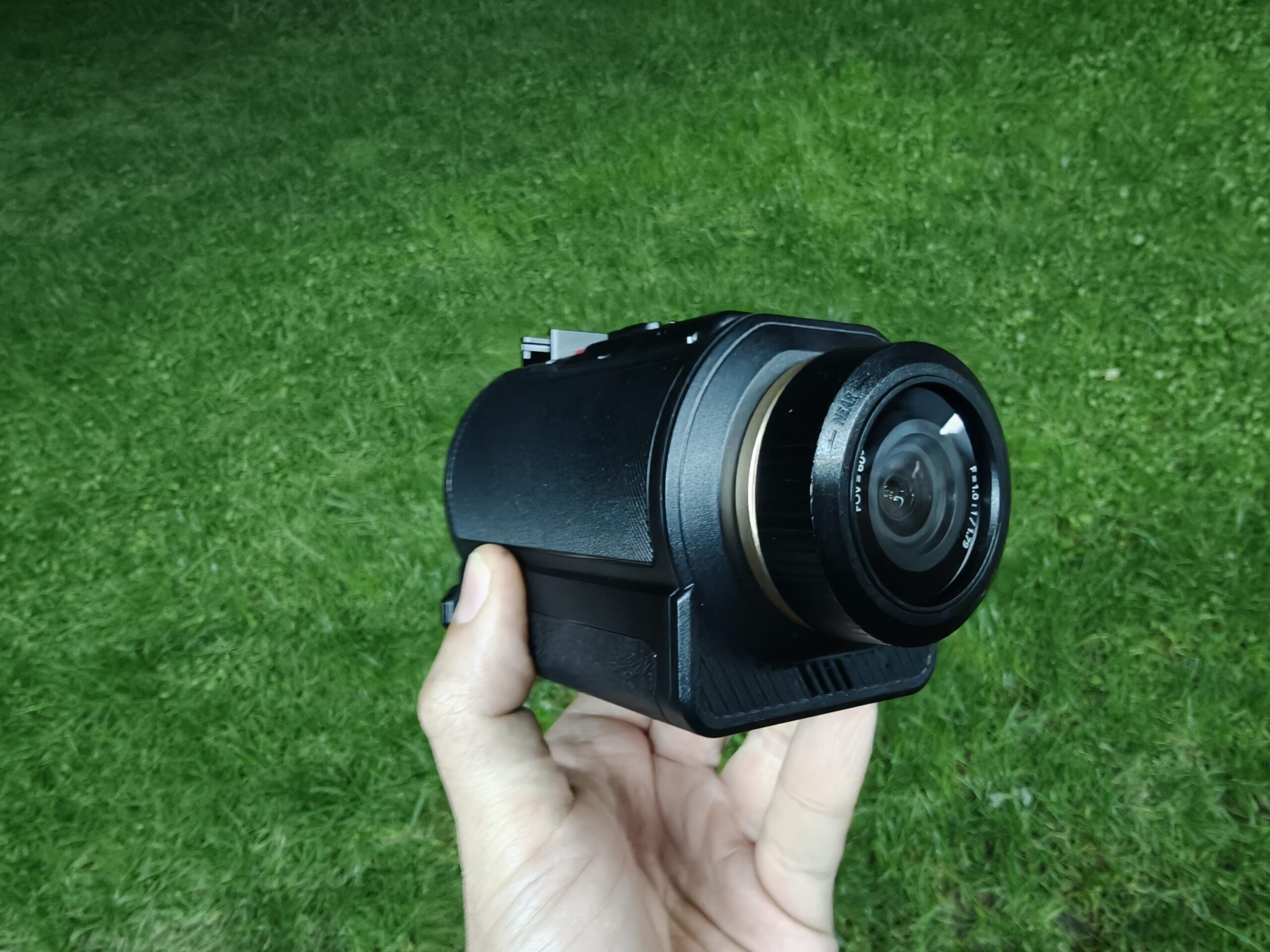 Droni con telecamera 4K, tecnologia avanzata, registrazioni di alta qualità, perfetti per fotografia e videografia aerea, compatibili con smartphone e dispositivi smart, ideale per hobby e professionisti. Fotocamera con zoom ottico, tecnologia avanzata, progettata per smartphone e dispositivi mobili, permette di scattare immagini dettagliate e di alta qualità grazie al suo obiettivo di precisione e focus rapido.