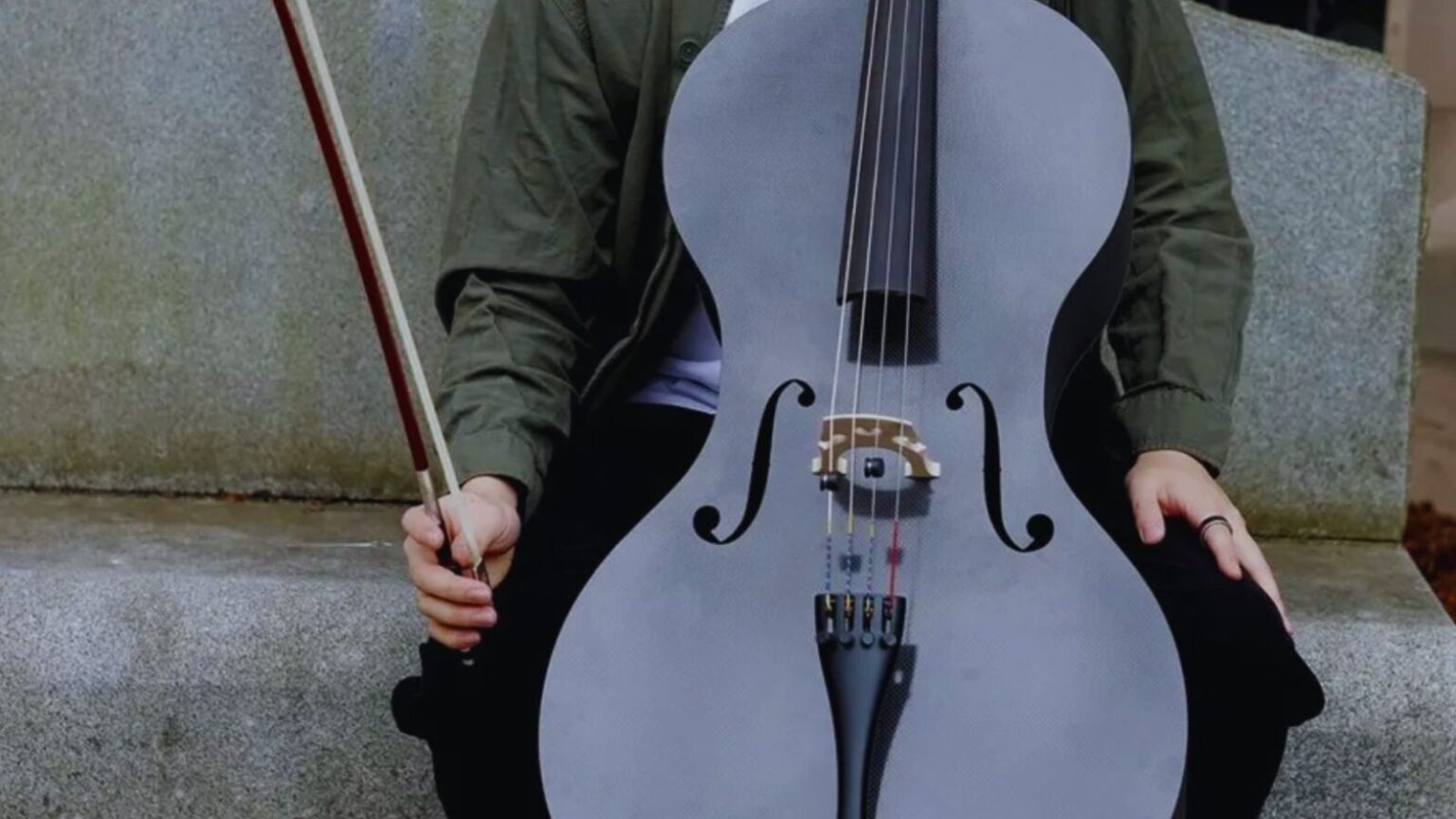 Shark Tank violoncello