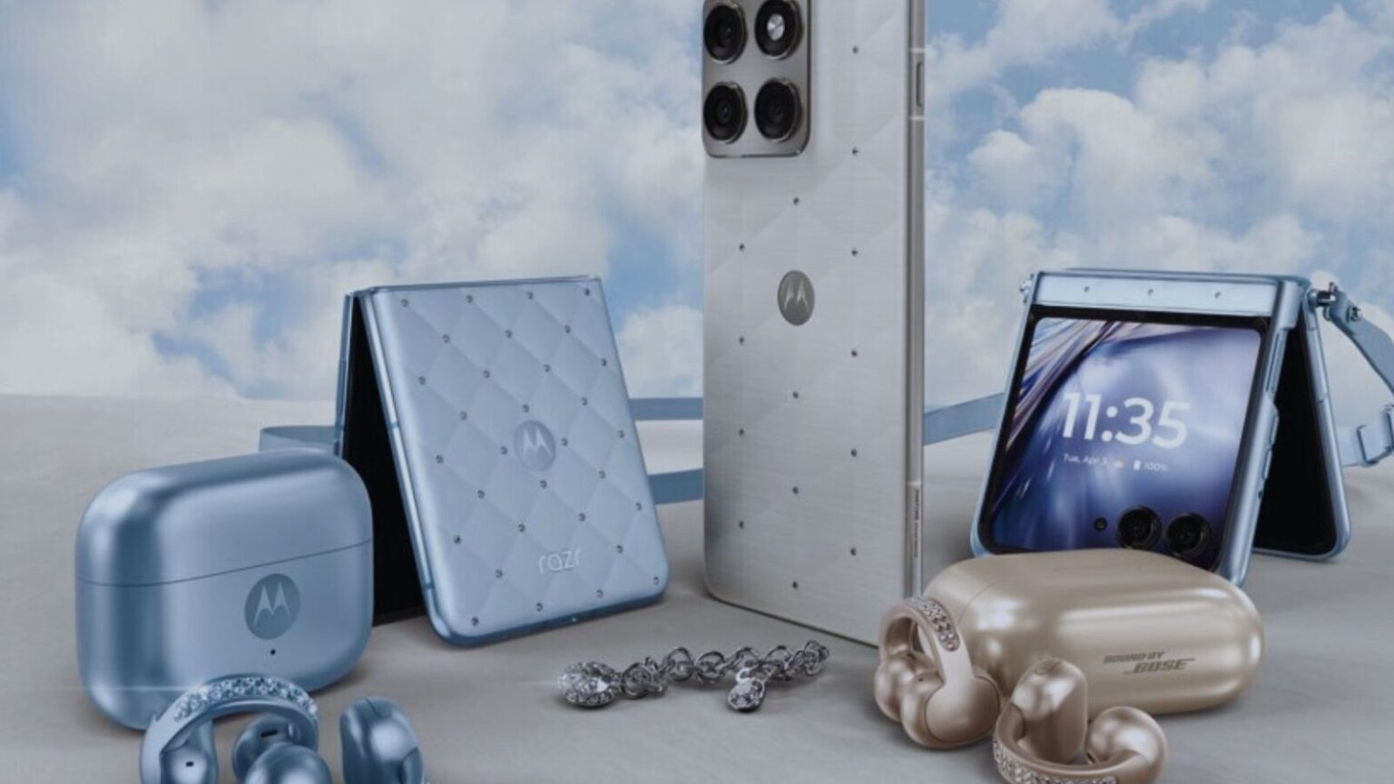 Cuffie, smartphone e accessori Motorola all'avanguardia, ideali per gli appassionati di tecnologia. Innovazioni nel settore mobile con design elegante e funzionalità di alta qualità.