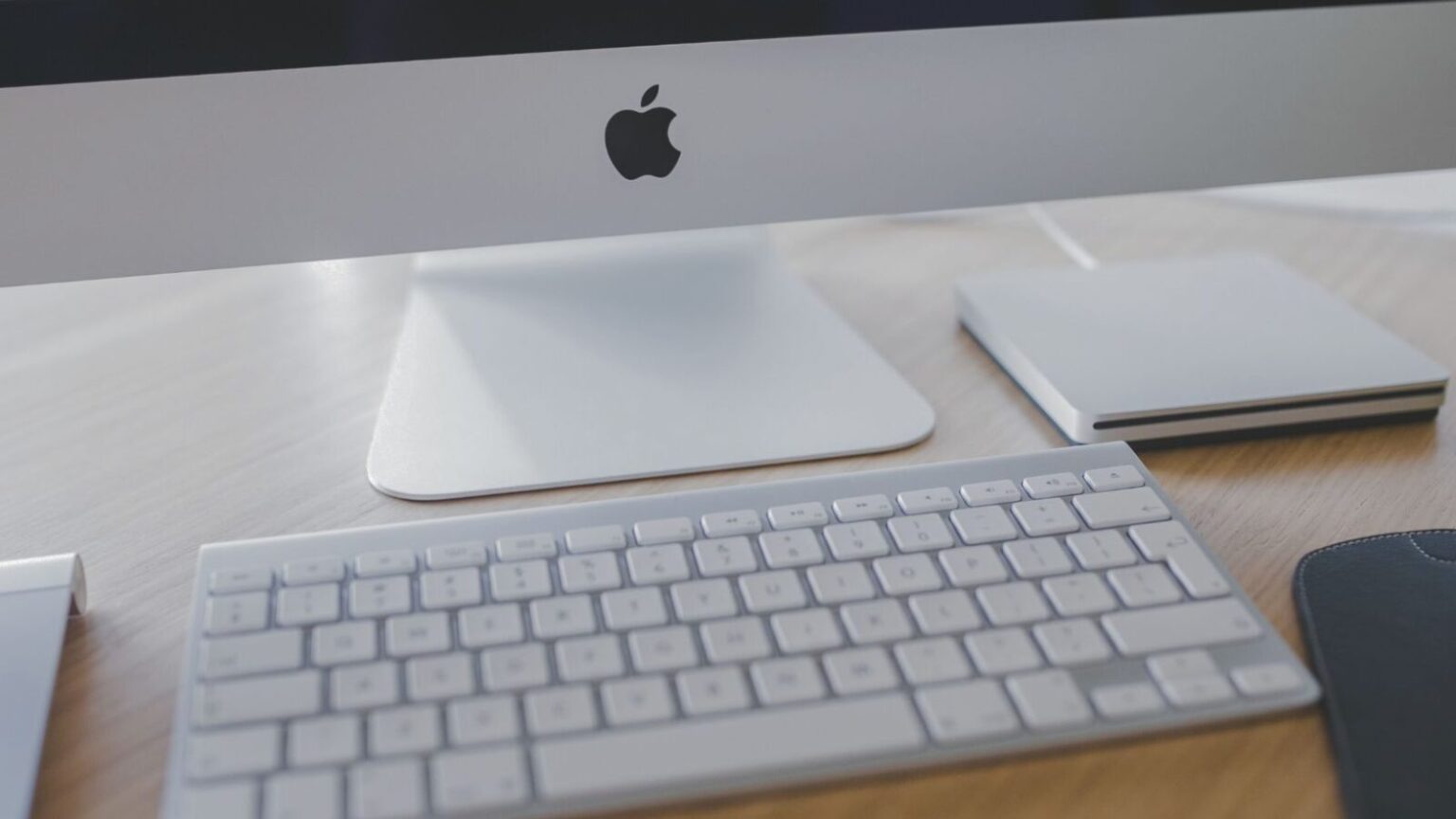 Apple macOS
