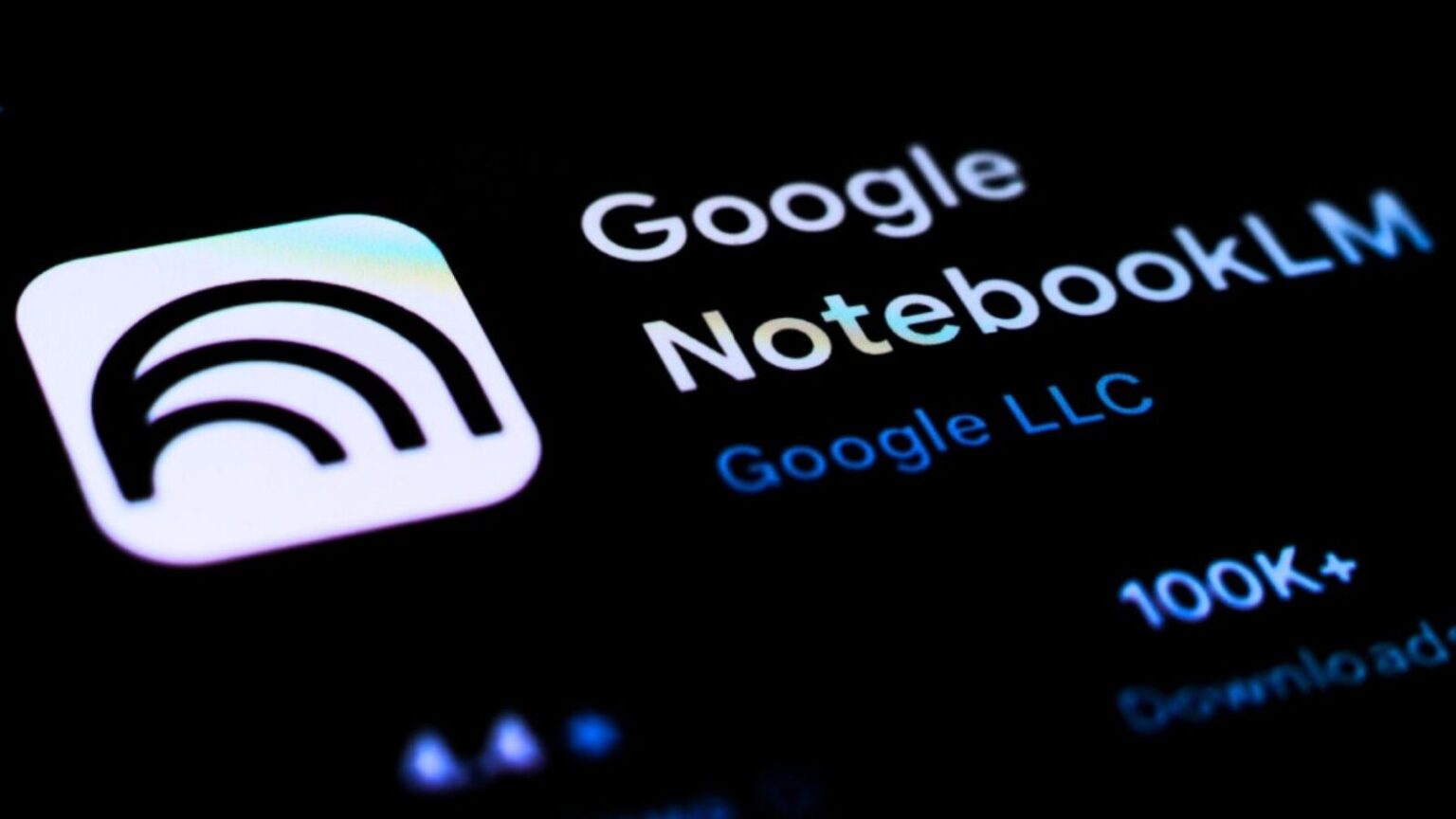 NotebookLM fotocamera: l’app ora permette l'aggiunta di fonti visive con scatto o importazione