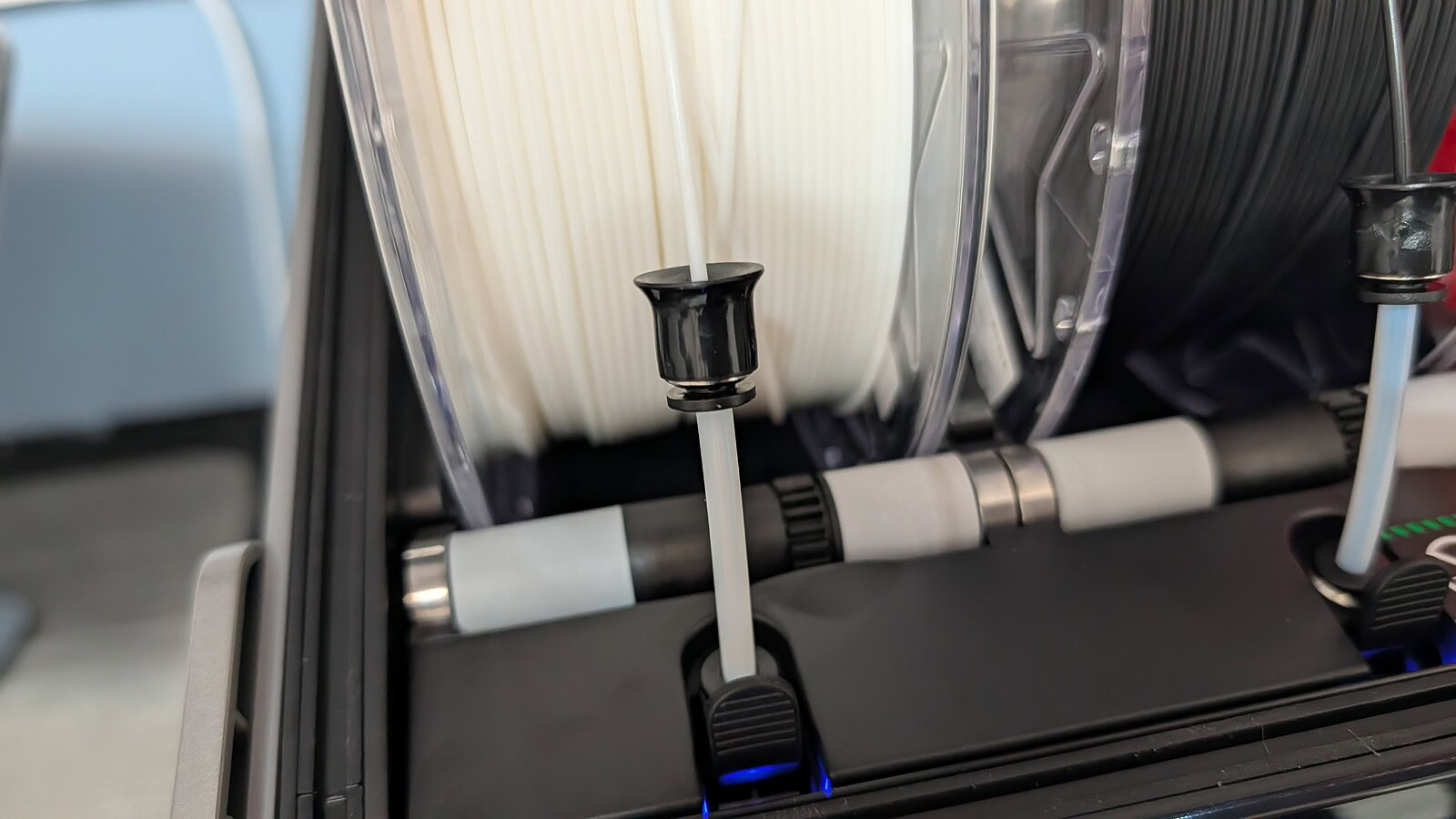 Creality K2 Pro Combo - immagine 9 Pompa di mandata di latte, macchinario per baristi con sistema di infusione del latte.