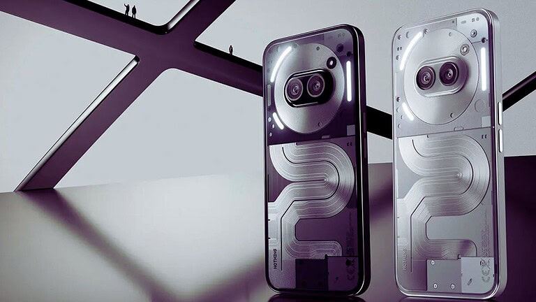Smartphone con doppia fotocamera e dettagli luminosi, tecnologia avanzata, display grande e stile moderno, ideale per appassionati di tecnologia e novità nel settore mobile.