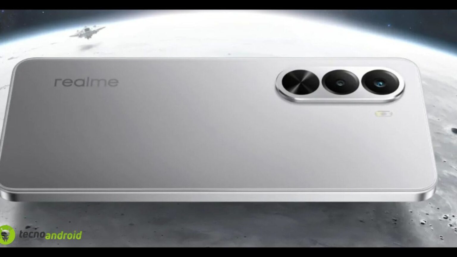 Foto di uno smartphone Realme con tre lenti sulla parte posteriore, presentato nell'immagine, collocato nello spazio con la Terra sullo sfondo, evidenziando innovazioni tecnologiche, design elegante e caratteristiche di ultima generazione.