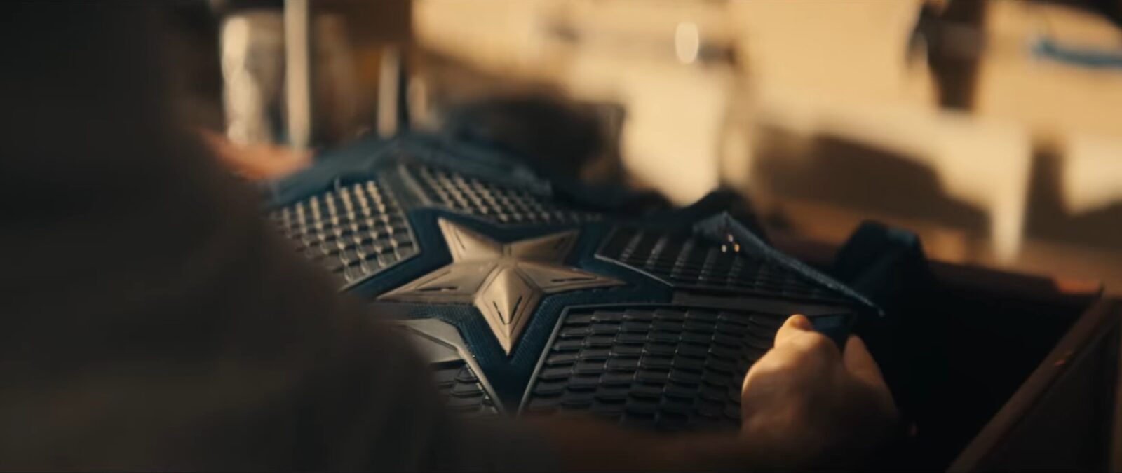 Avengers Doomsday: Steve Rogers sarà di nuovo Captain America | TEASER Avengers Doomsday: Steve Rogers sarà di nuovo Captain America | TEASER