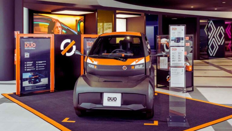 Renault interrompe la Mobilize Duo: microcar elettrica urbana promettente ma troppo costosa e poco redditizia.