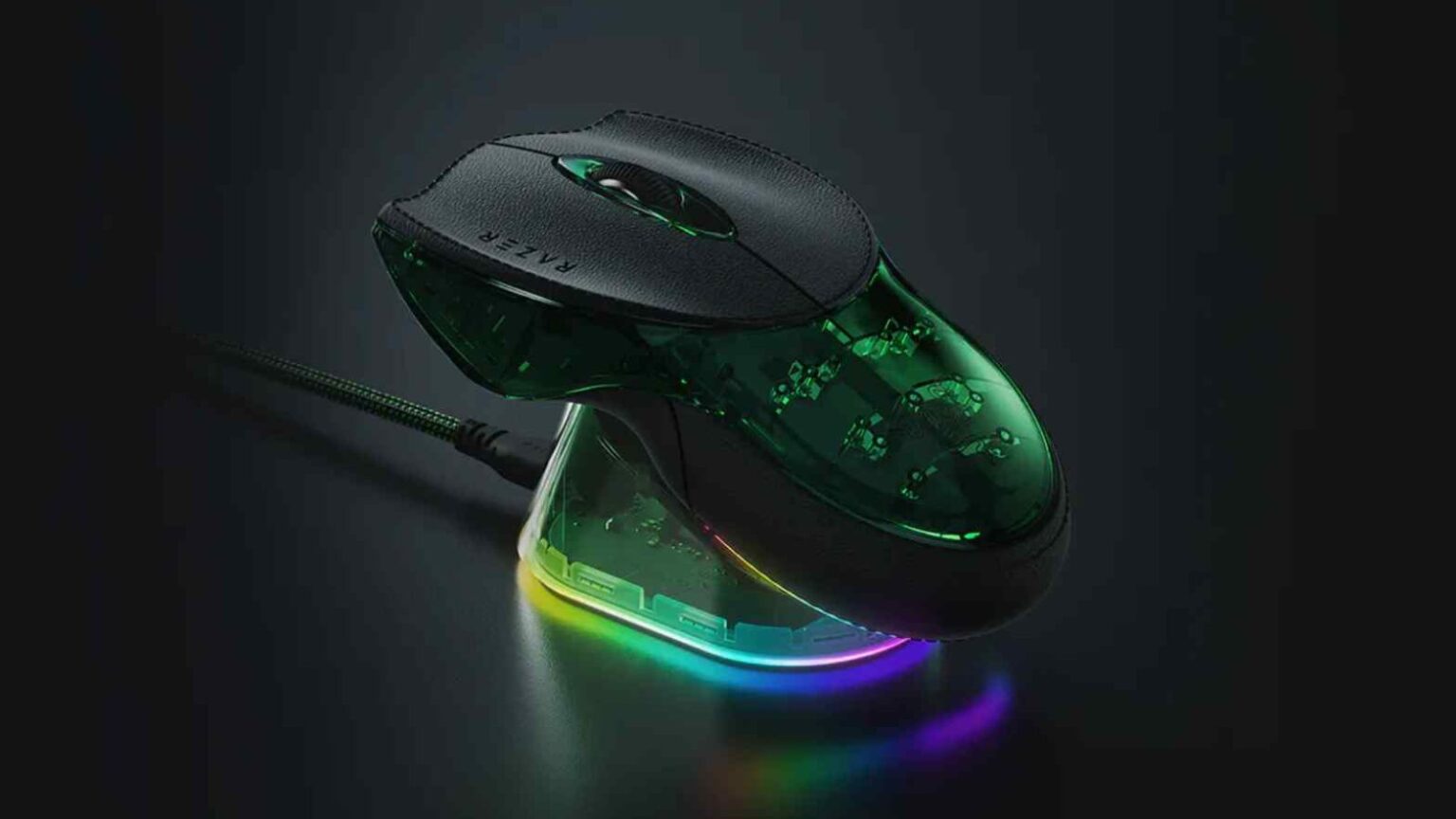 Razer celebra 20 anni rilanciando il leggendario mouse Boomslang con design aggiornato, tech avanzata e tiratura limitata.