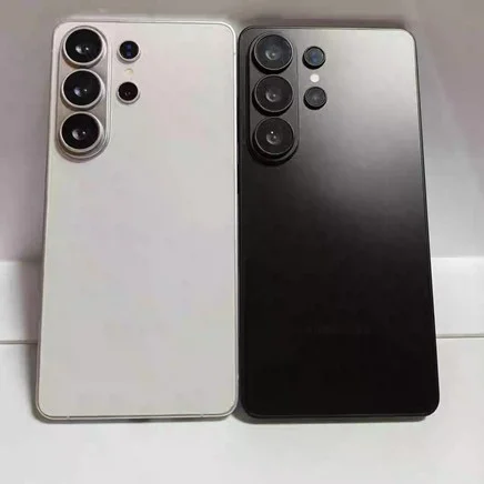 Samsung Galaxy S26 immagini reali leak _ 2 Samsung Galaxy S26 immagini reali leak _ 2