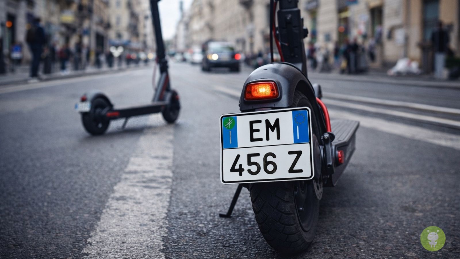 Monopattini elettrici: arriva il targhino ed ecco le multe, cosa cambia