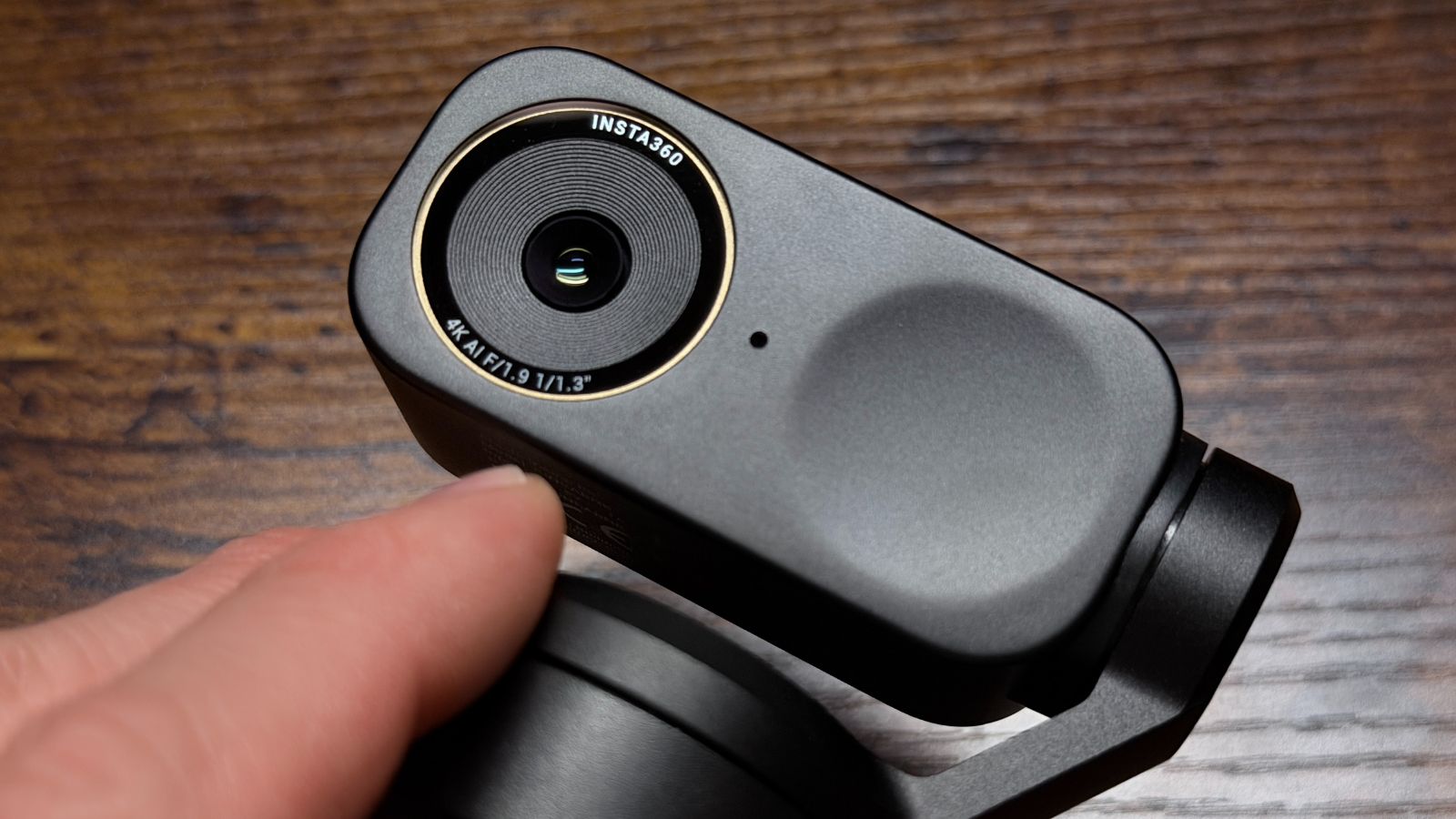 Insta360 Link 2 Pro e 2C Pro Insta360 Link 2 Pro e 2C Pro
