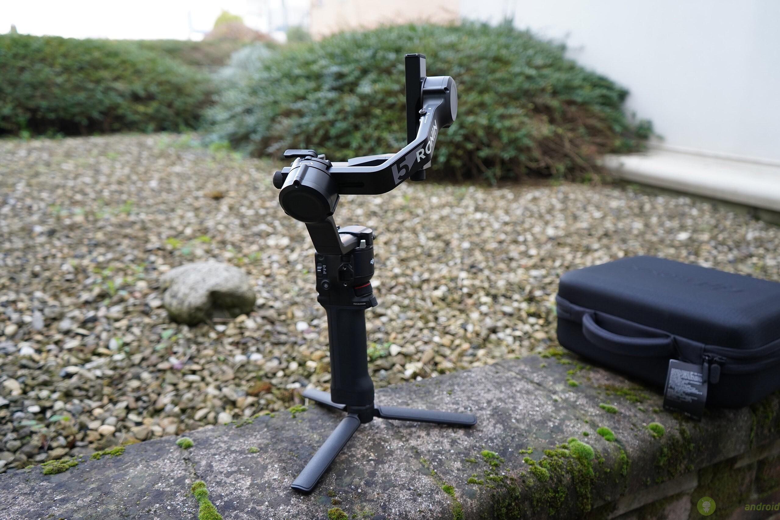 DJI RS () DJI RS ()