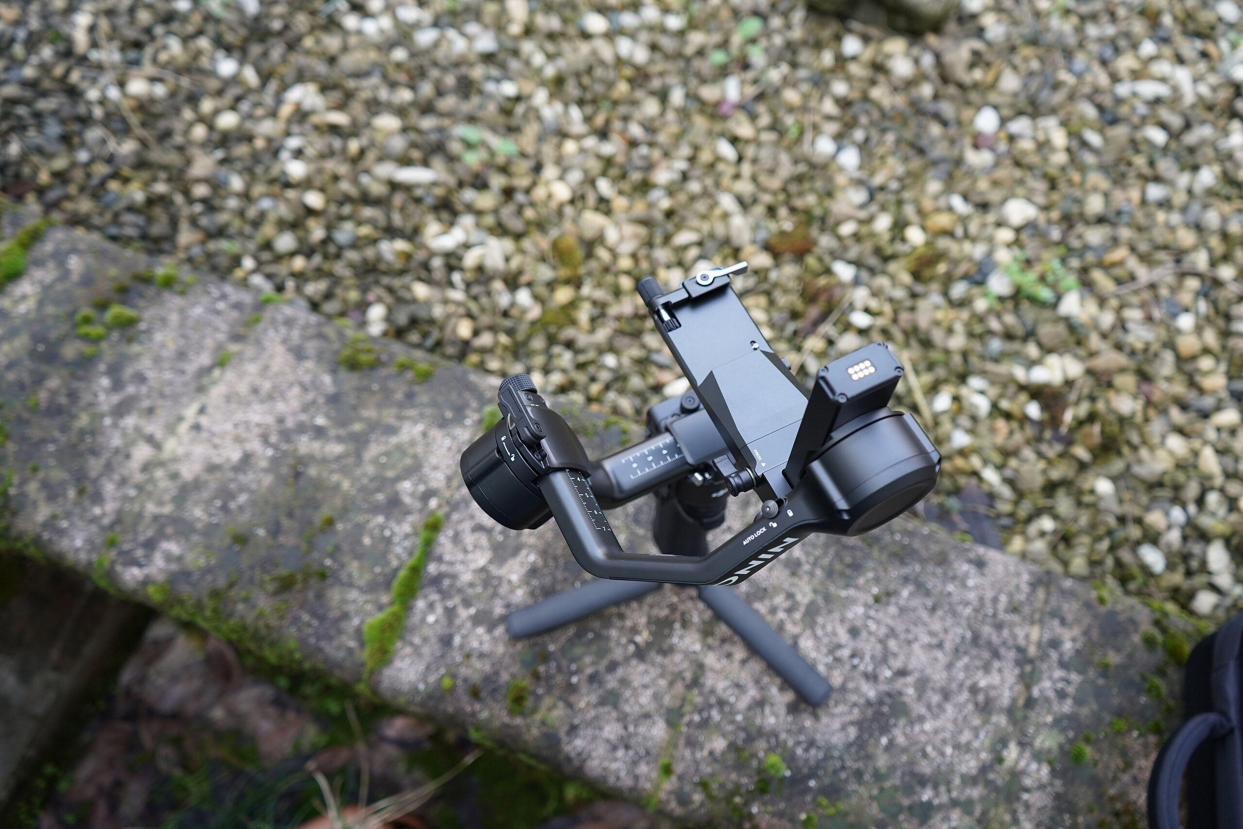 DJI RS () DJI RS ()
