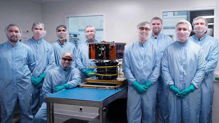 Spazio: fabbrica orbitale plasma chip ultra puri