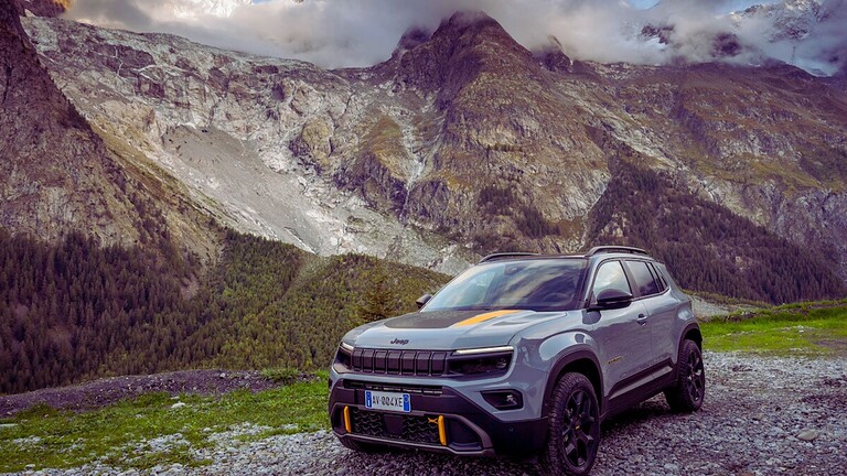 Jeep Avenger Black Edition