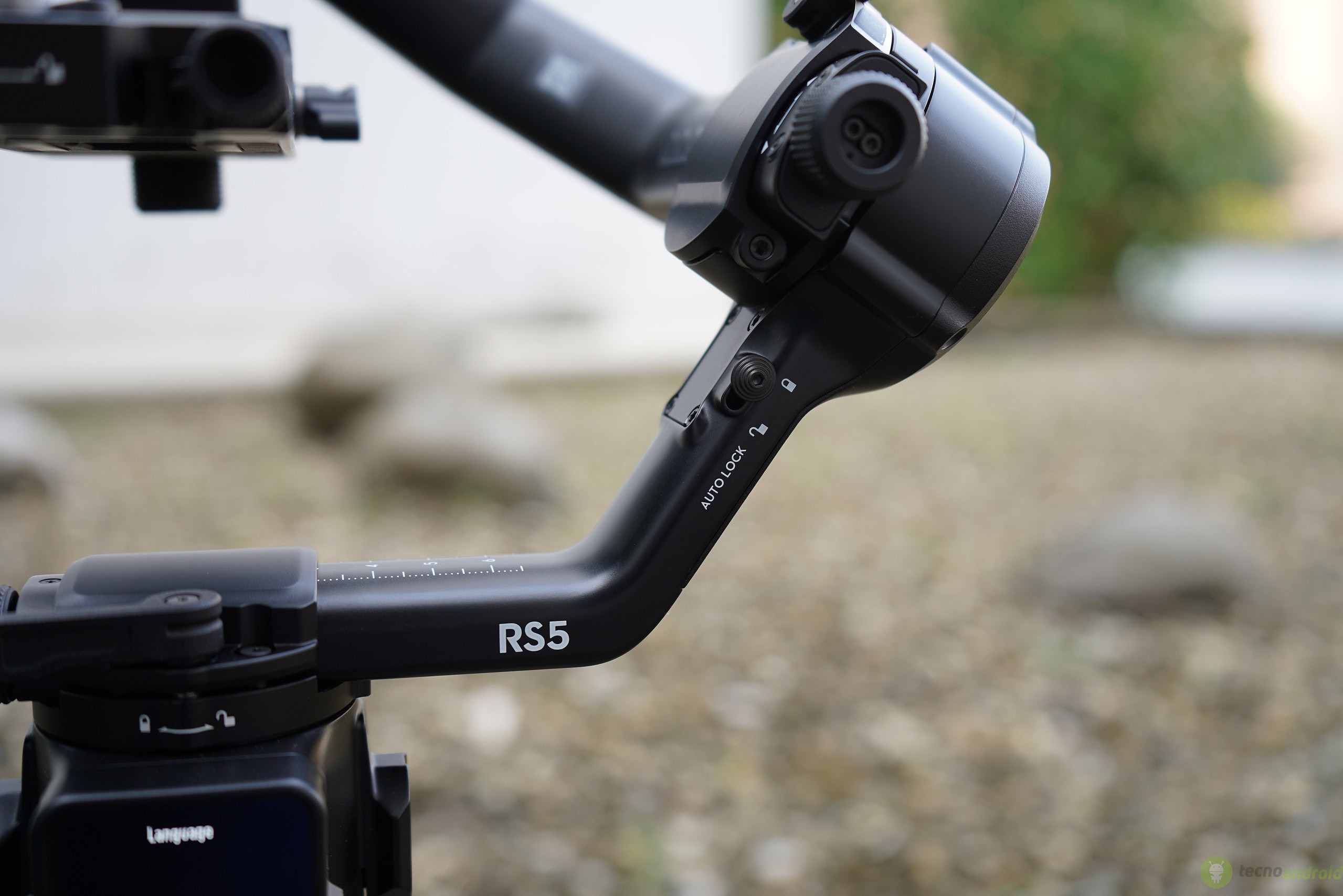 RS () RS ()