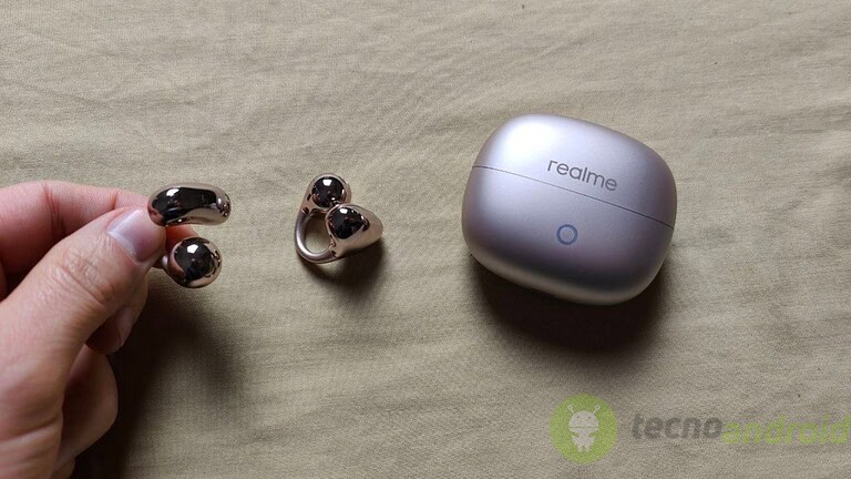 Realme Buds Clip () Realme Buds Clip ()