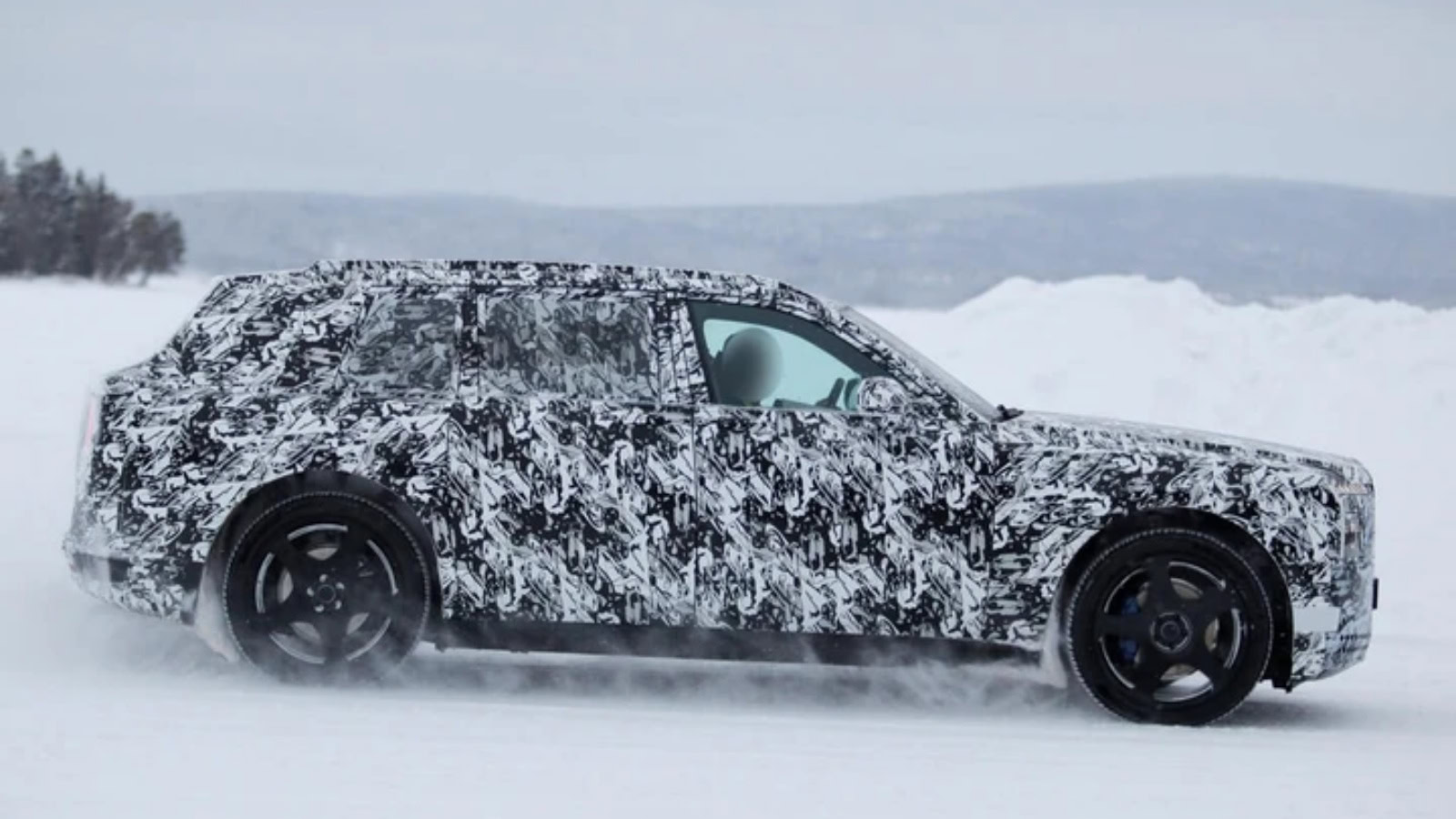 SUV Rolls Royce SUV Rolls Royce