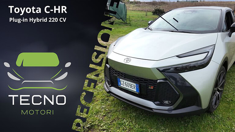 Toyota C-HR copertina