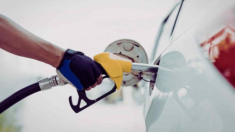 A Mannheim una piattaforma miscela carburanti su misura per ridurre le emissioni, rendendo più puliti i motori già in uso.