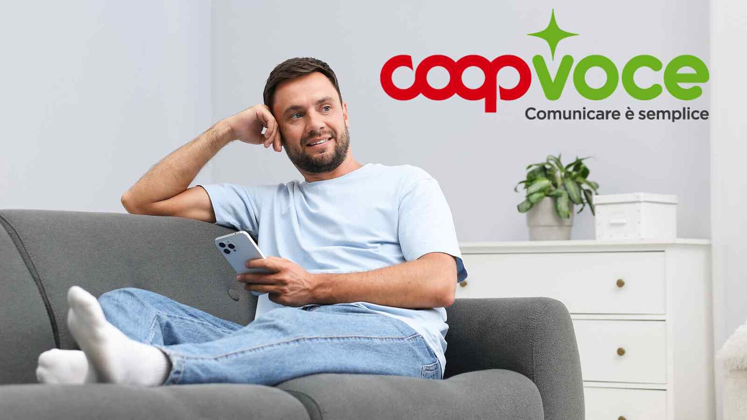 CoopVoce EVO 30 offre 30 Giga, minuti illimitati e eSIM a 4,90€/mese, senza vincoli, costi nascosti o sorprese all’estero.