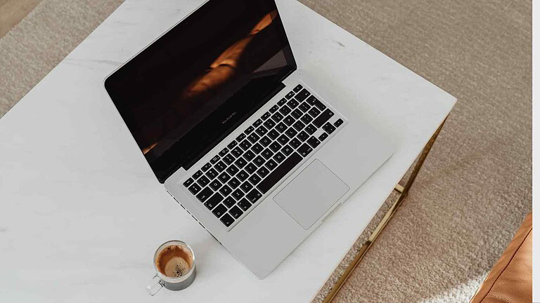 Apple taglia i valori Trade In: iPhone, iPad e Mac si svalutano più in fretta, spingendo a valutare alternative.