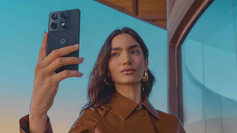 Il Motorola Signature combina design sottile, fotocamere avanzate e prestazioni top per un Android premium coerente e durevole.