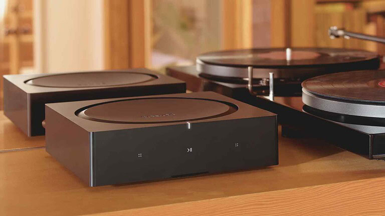 Sonos presenta Amp Multi, amplificatore pro a 8 canali per installazioni multiroom con calibrazione avanzata ProTune.