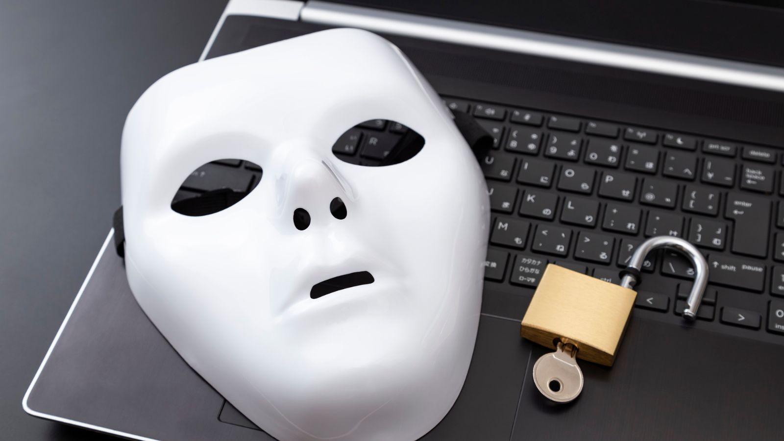 Truffa romantica online: il messaggio è un tentativo di raggiro