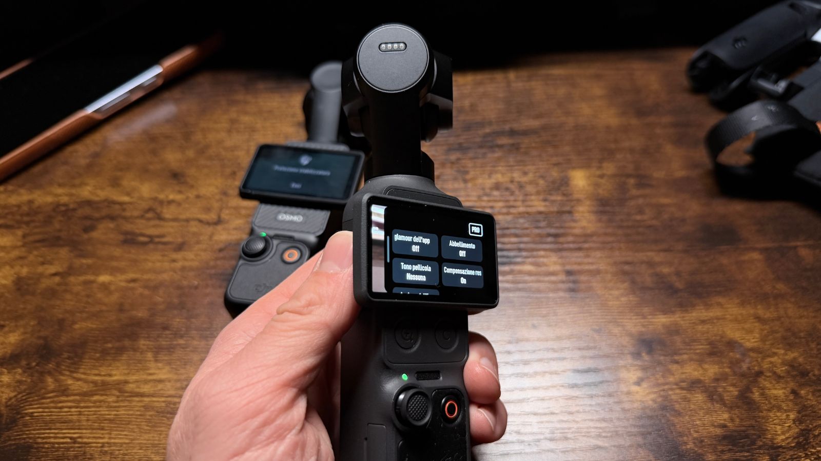 DJI Osmo Pocket - caratteristiche DJI Osmo Pocket 4 vs 3