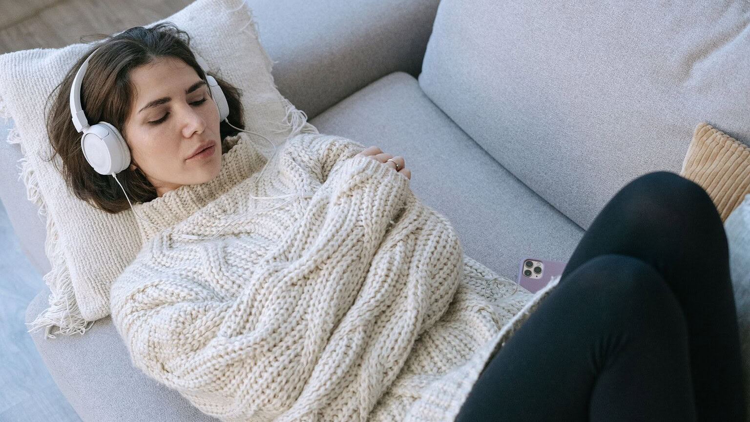 Cuffie dannose per la salute, l'allarme dopo lo studio