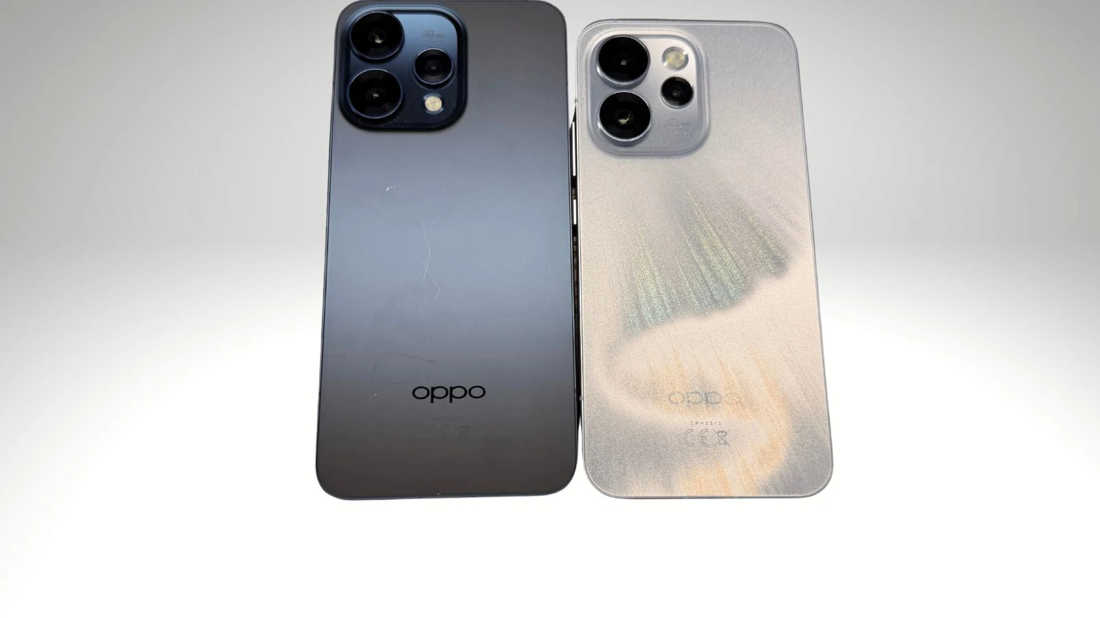 OPPO Reno15 vs OPPO Reno15 Pro OPPO Reno15 vs OPPO Reno15 Pro