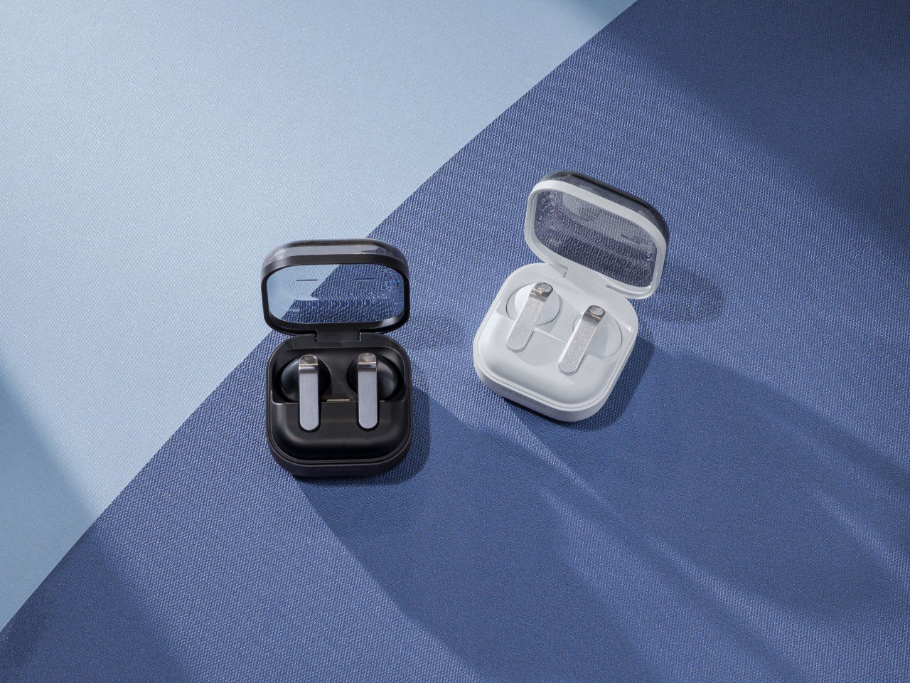 Samsung lancia Galaxy Buds4 e Buds4 Pro: audio hi-fi, ANC e nuovo design