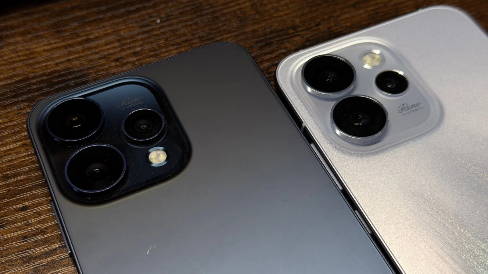 OPPO Reno15 vs OPPO Reno15 Pro OPPO Reno15 vs OPPO Reno15 Pro