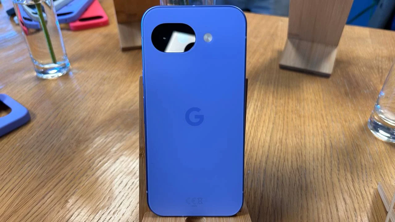 Google Pixel 10a (10)