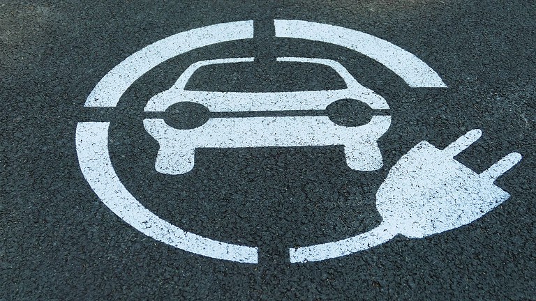 Auto elettriche batterie