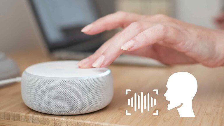 Amazon aggiorna Alexa con tre nuove personalità per adattare tono e stile delle risposte, rendendo l’interazione più naturale.