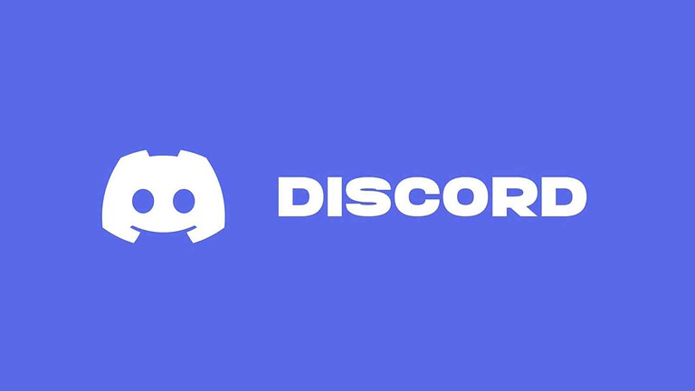 Discord introdurrà la verifica dell’età obbligatoria per tutti gli utenti, limitando l’accesso ai contenuti per adulti.