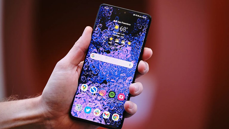 Samsung pronta a montare display OLED anche sui Galaxy più economici