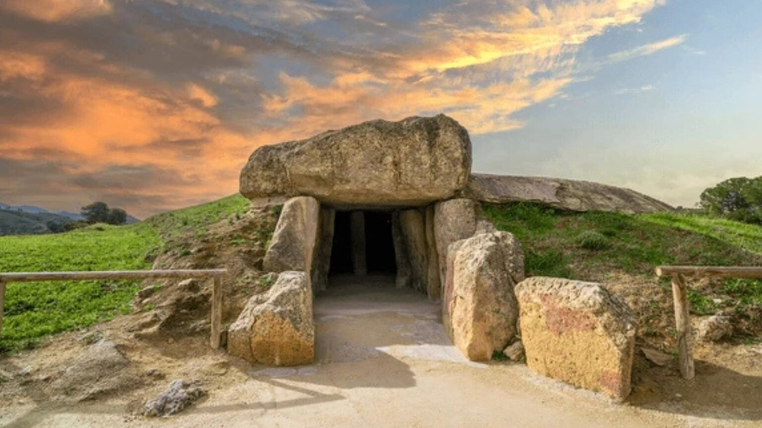 Malaga: scoperto un Dolmen di 5.000 anni fa, ecco cosa conteneva