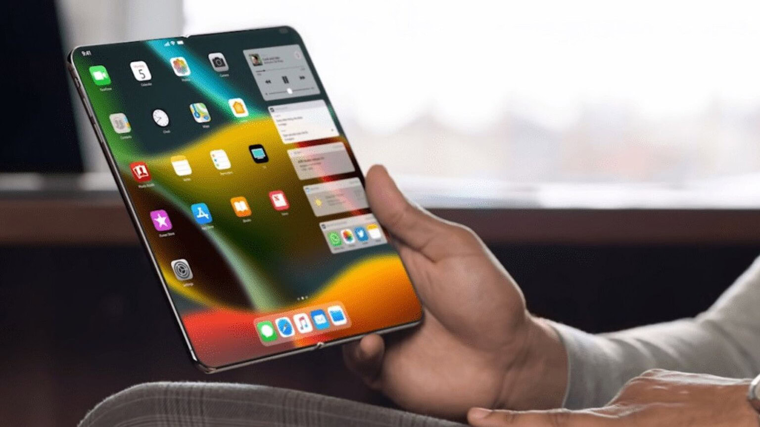 Apple, l'iPhone pieghevole sarà bello, più economico ma anche fragile