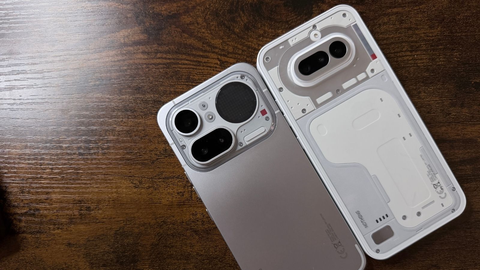 Nothing Phone (4a) Pro vs Phone (4a)