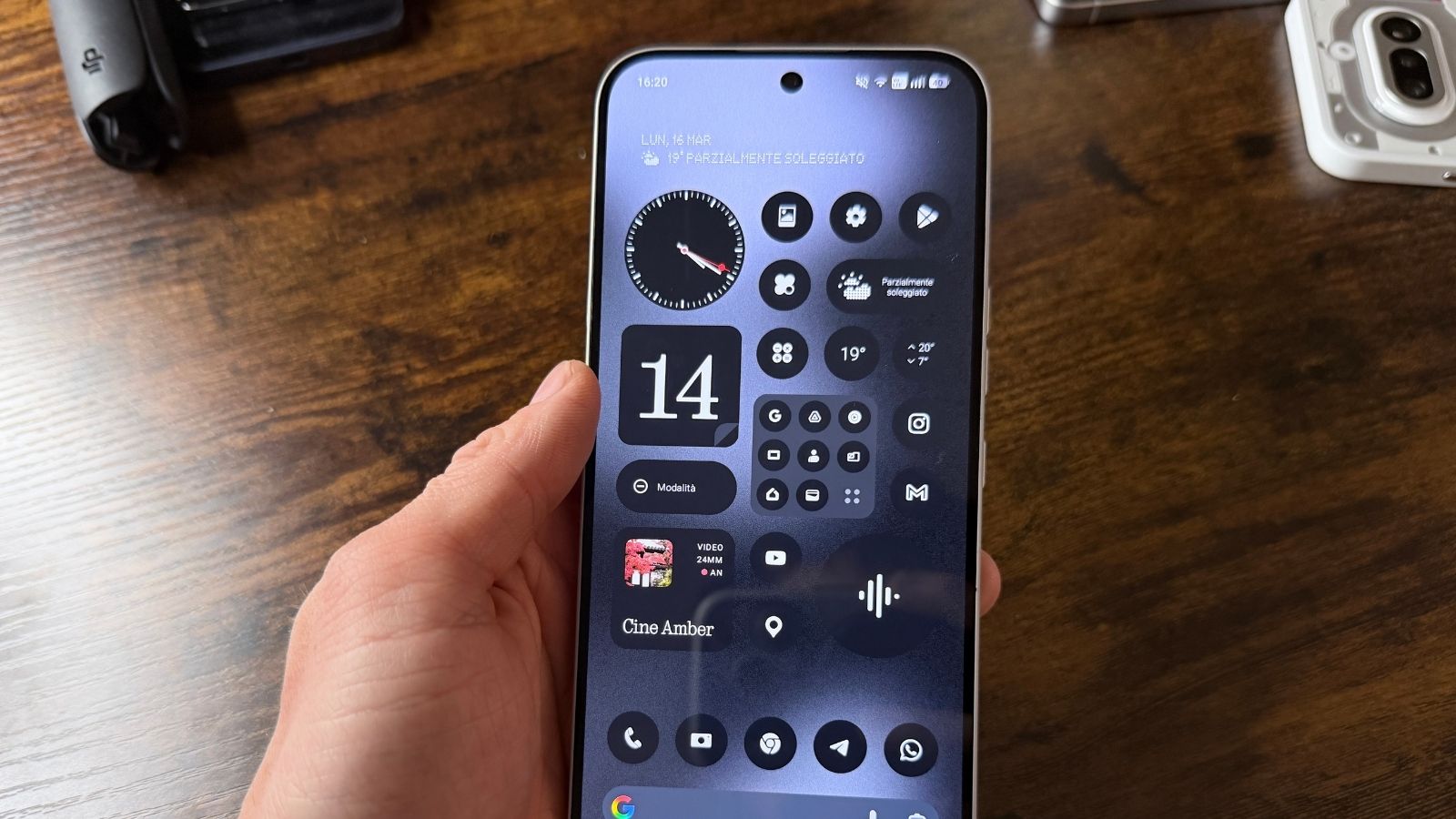 Nothing Phone (4a) Pro