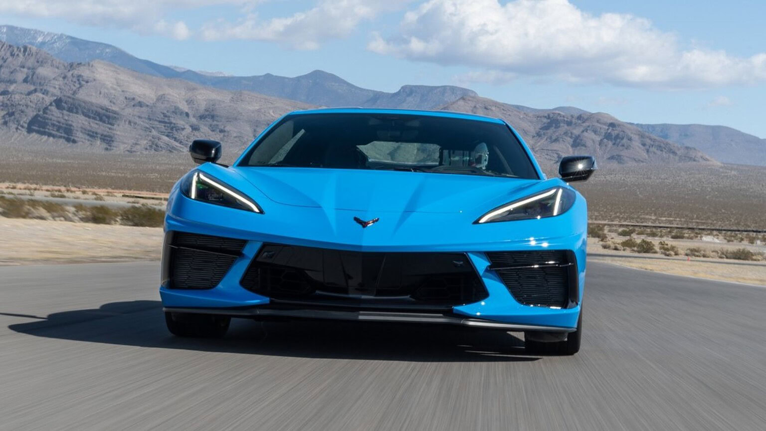 Corvette C8: l'auto verrà lanciata con un nuovo V8 da 6,7 litri