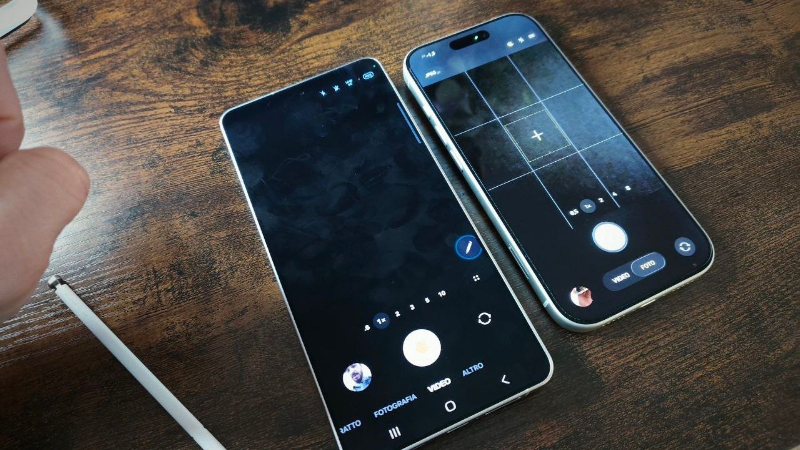 Samsung Galaxy S26 Ultra vs iPhone 17 Pro