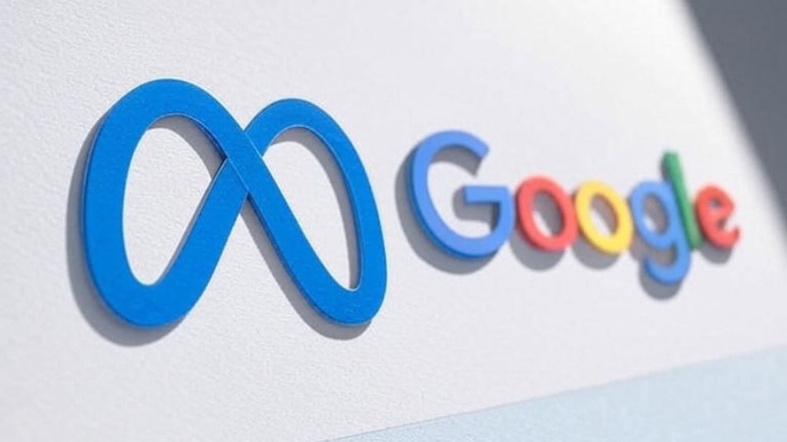 Google e Meta condannate: risarciranno ragazzo dipendente da Instagram e YouTube